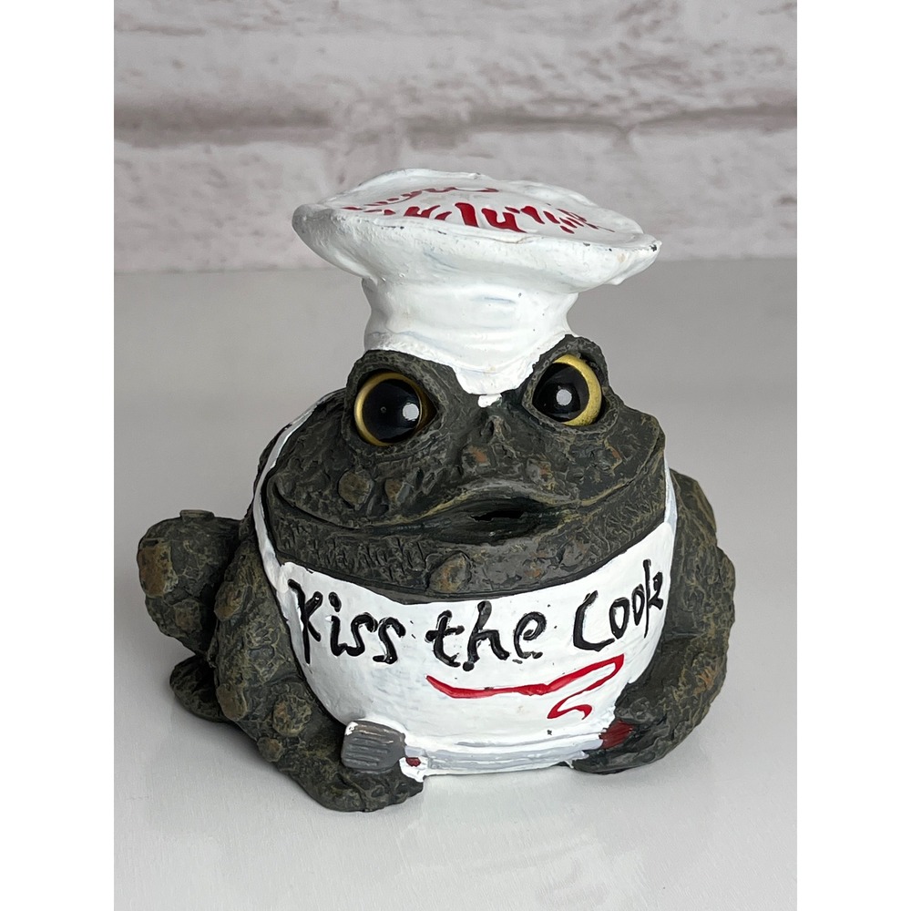 Vintage 2007 Homestyles Kiss the Cook Toad Frog Chef Figurine Resin Kitsch Decor